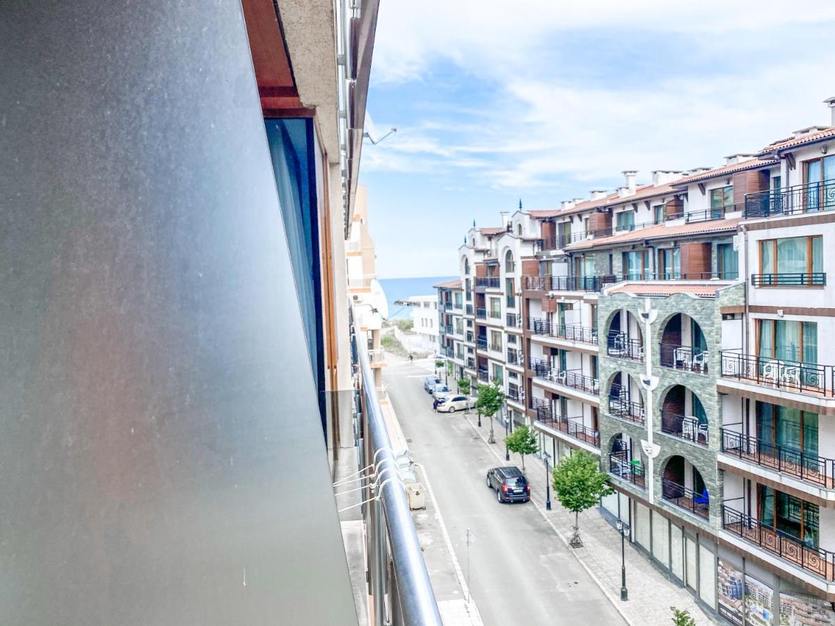 Modern Studios - Meters Away From The Beach Pomorie Eksteriør billede
